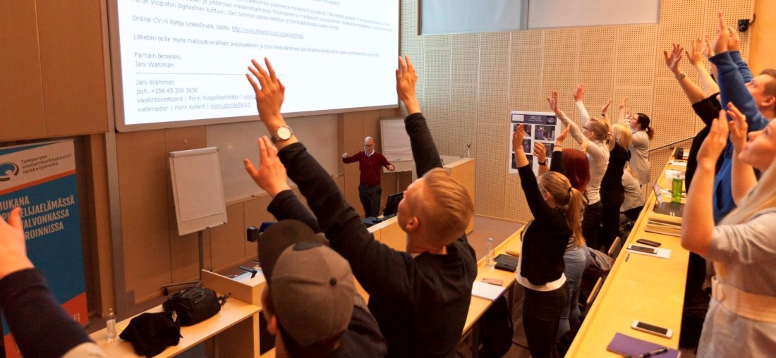 Digitaalisen markkinoinnin kouluttaja